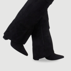 Sylvara – Botas elegantes de ante negro con detalles dorados