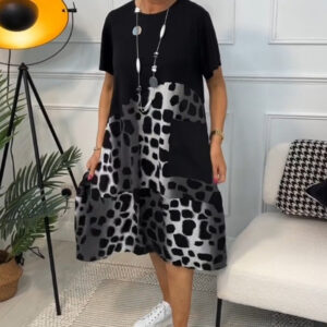 Emeline - Vestido amplio estampado con escote redondo y mangas cortas